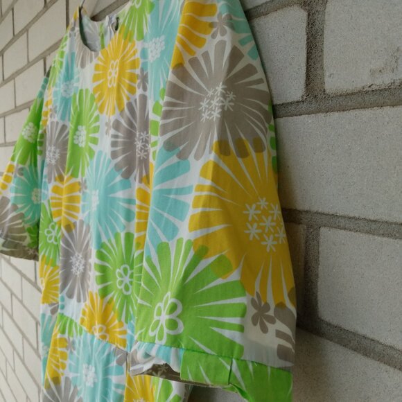 Amish Mennonite Cape Dress 36" B 30" W Yellow Floral Cotton Handmade Modest - Picture 5 of 11